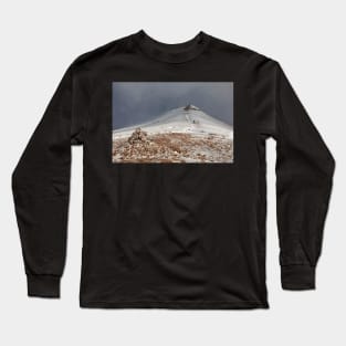 A snowy Corn Du in the Brecon Beacons National Park Long Sleeve T-Shirt